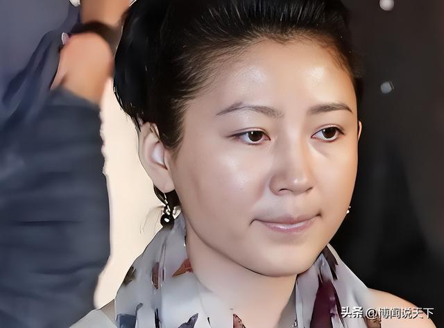 善恶到头终有报！57岁央视女主持王小丫，已走上另一条大路