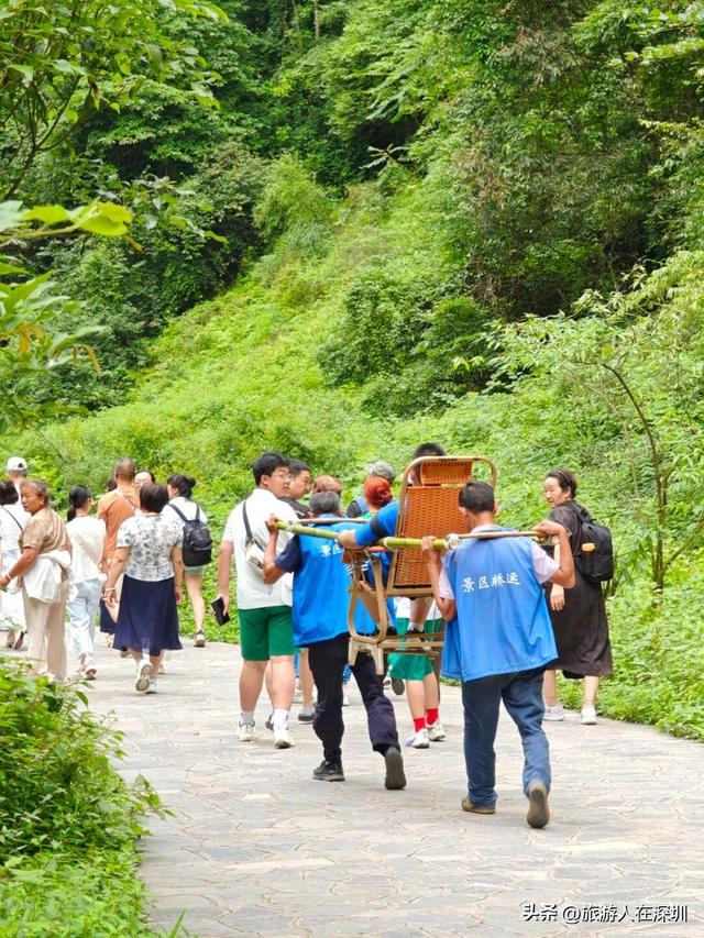 重庆天生三桥游玩攻略，穿越亿年的地质奇观，领略自然的鬼斧神工