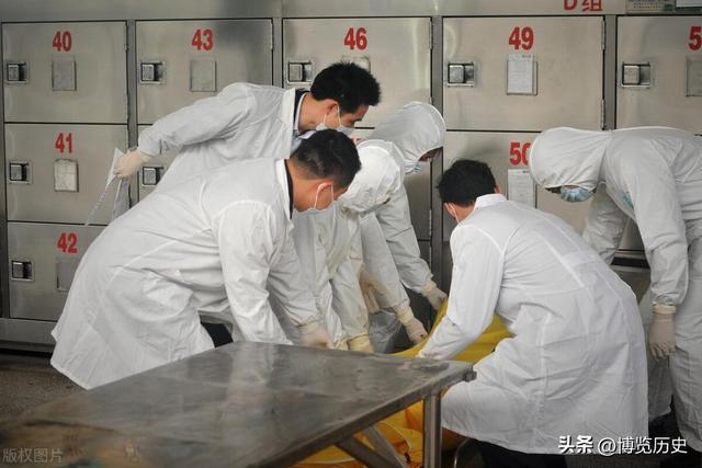 中国将迎来前所未有的死亡高峰，专家得出答案：是这些因素导致的