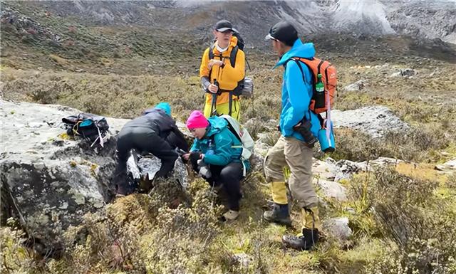 徒步党岭失温的20岁女孩，如今怎么样了？三湖连川为何如此危险