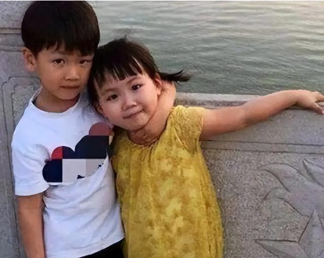 王宝强离婚9年，拿下200亿票房成就！一对子女成为他的“救赎”！