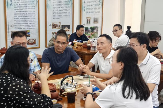 农工党崇州市支部赴潮州汕头调研“中医药+文旅”融合发展