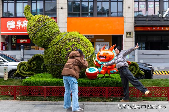 千年汉韵跃然街角，东风路变身可触摸的“汉代生活美学”长廊