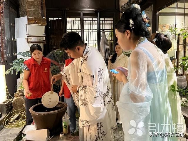 七夕将至，这场专属“小哥”的浪漫之约甜到心里