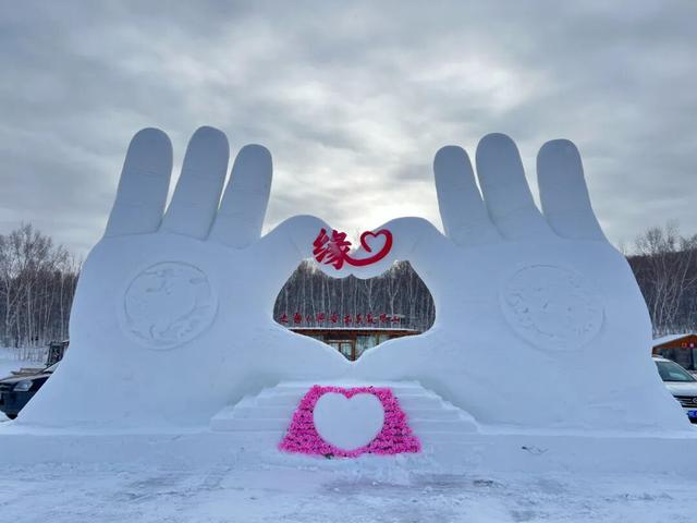 赴雪之约，赴城之邀！牙克石凤凰山系列冰雪活动就绪 静候来客解锁“中国冰雪之都”新玩法