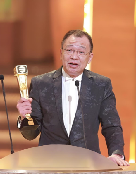 老戏骨许绍雄去世	，豪门公子甘当绿叶，76年人生成就欢喜哥传奇