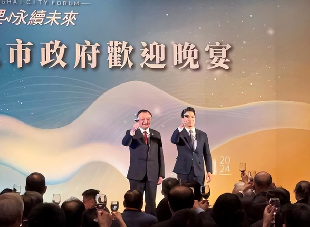 两岸再突发重大事情，蒋万安还没坐飞机来陆，国台办发出一个警告