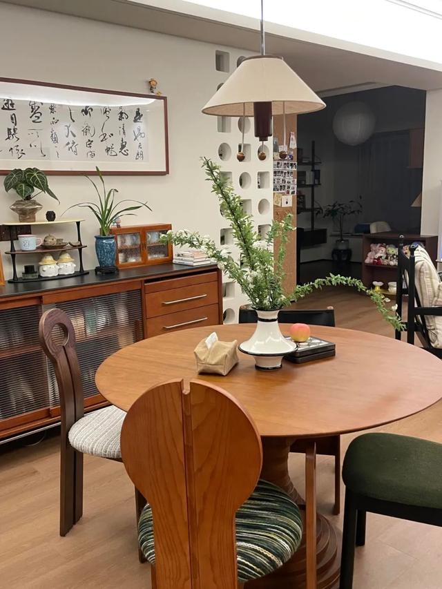 “长餐桌”已经退出中国家庭，建议学广东人的做法，很多人在效仿