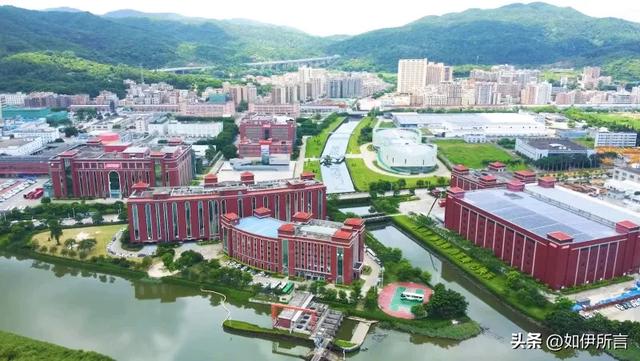 珠海避暑新地标！汤臣倍健透明工厂爆火，网友：比空调房还爽！