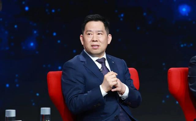 又一汽车暴雷！三年亏183亿，坑惨老百姓，员工整天围堵董事长