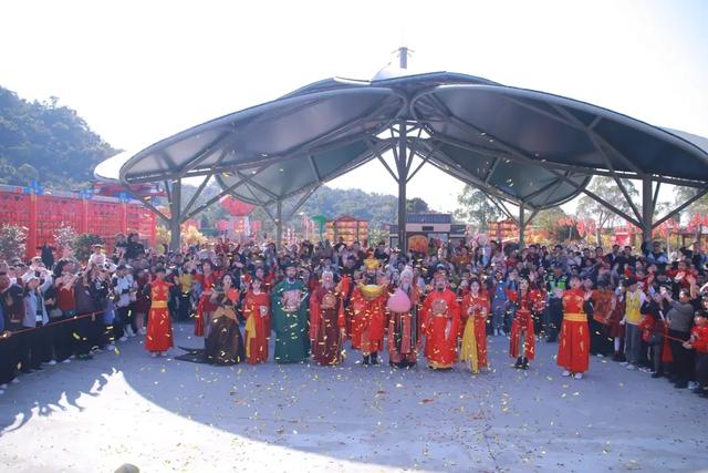 话题播放量达3.4亿次！观音山实力火爆出圈，来了就好，越来越好~