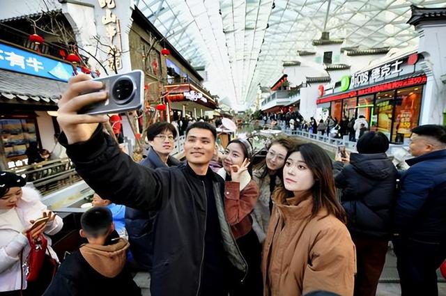 天天有展演 处处有惊喜！来江南水街 “攒劲”的节目等你嗨