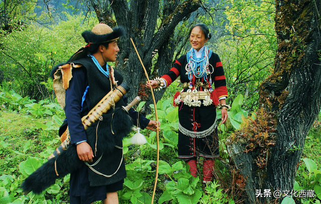 《西藏组画·牧羊人》卖出1.61亿！而你的西藏旅行是无价的！