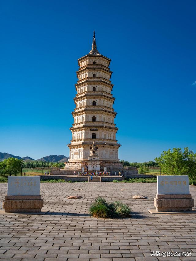赤峰小众宝藏，草原深处庆州白塔，藏着辽代千年秘密