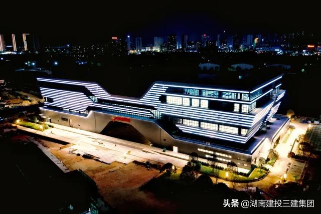 公司怀化大剧院项目等多个旅发大会项目提前达到交付标准