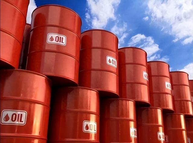 特朗普半小时内连续扣押2艘油轮，不到24小时，中方强硬送上2句话