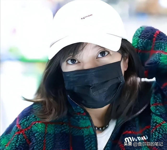 “封杀”4年后	，49岁赵薇财力现状被扒，结果估计和你想得不一样