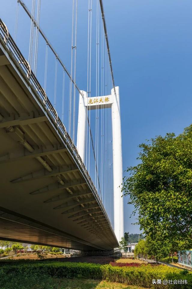 云端悬索跨峡谷！腾冲龙江特大桥，亚洲海拔第一的天路奇观