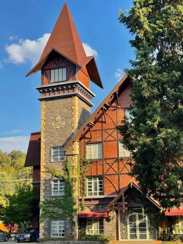 昆明藏了个“小巴黎”！不花钱get法式浪漫，天晴就出发！