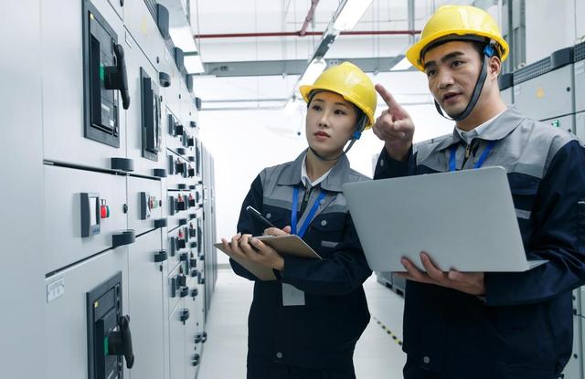 美国对中国封锁核心技术，法媒打了个比喻：就是中企的“兴奋剂”