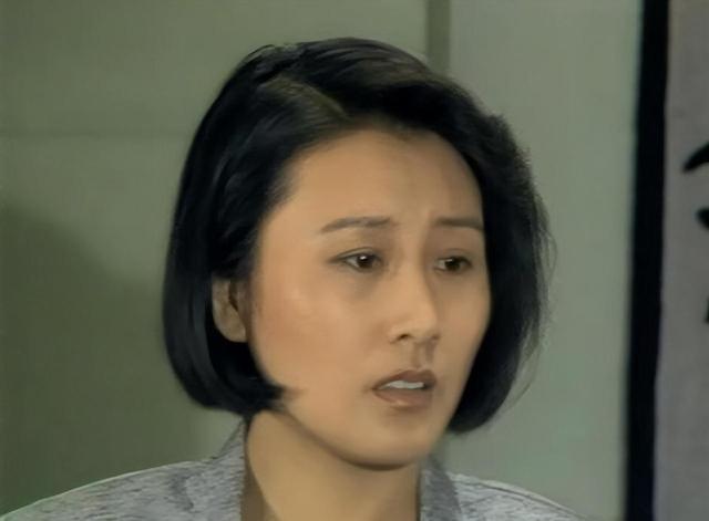 万万没想到！口无遮拦的张凯丽，因阅兵上的一句话，口碑反转了