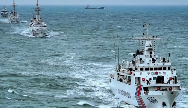 中方舰艇编队刚进钓鱼岛，日本就动手了，不到24小时，美军也下场