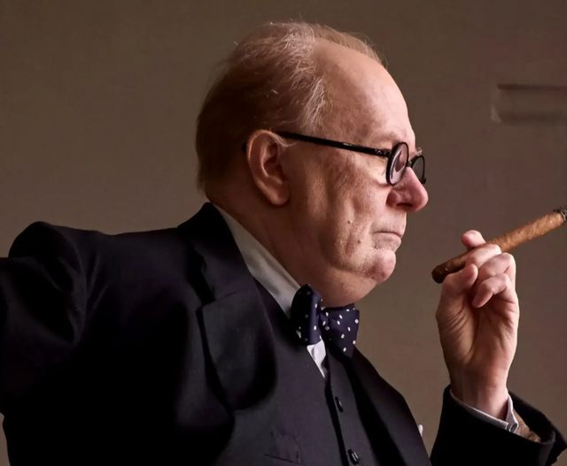 软饭硬吃，戴高乐的铁腕逆袭！法国如何从沦陷国重返大国舞台