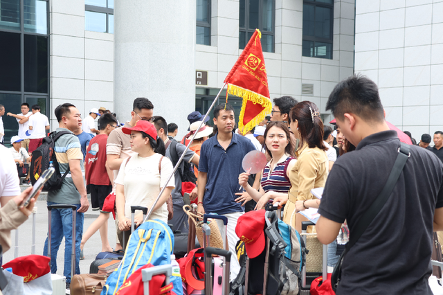 一日游、购物游、美食游…口岸经济火出圈！