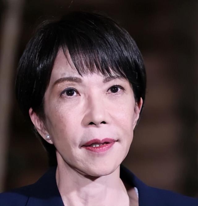 中国公告已出，对日断供稀土，不到24小时，高市收到“罢免通知”