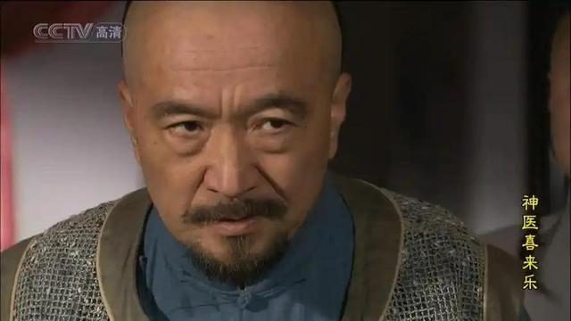 79岁李保田现状：定居山东衰老明显，儿子李彧太像父亲的“翻版”