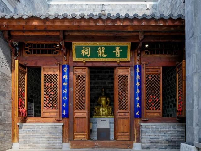 今年国庆，为什么是这座城拿了爽文剧本？