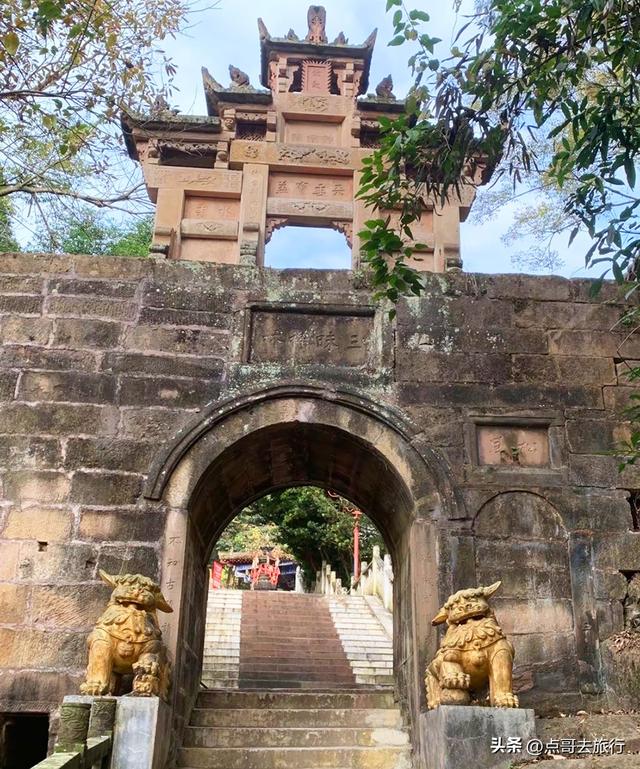 彭州人私藏的精品徒步路线，没有拥挤的人潮，可以吃斋饭！