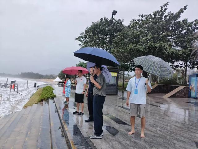 防御台风“剑鱼”,万宁旅文人在行动!