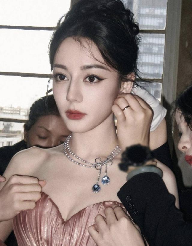 不要成为下一个朱媛媛！33岁迪丽热巴病情加重，知情人透内情