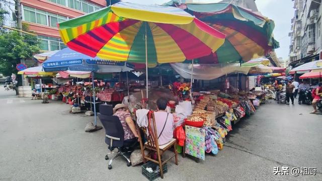 为了一碗生榨米粉，骑了20公里车，顺便向财神爷讨句八方来财。