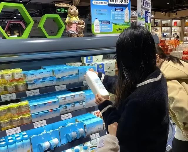 央视曝光！真别再吃了，头皮发麻！市监局通报40批食品抽检不合格