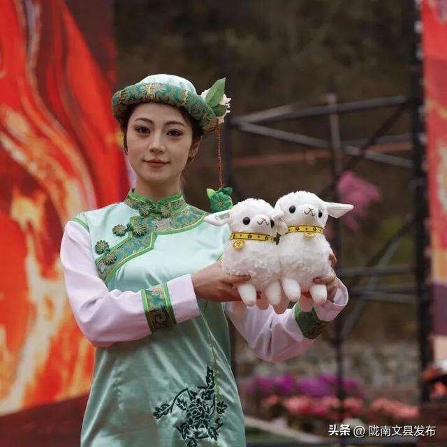 正月十五的白马山寨