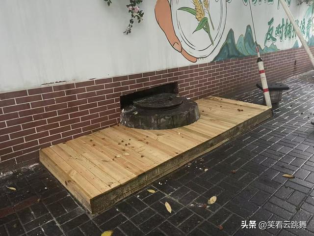 洛阳乐山路文化墙：细节拉满，但墙画缺少美感