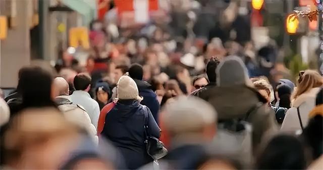 中国或迎人口死亡高峰！22年1041万，23年1100万，去年死亡多少？