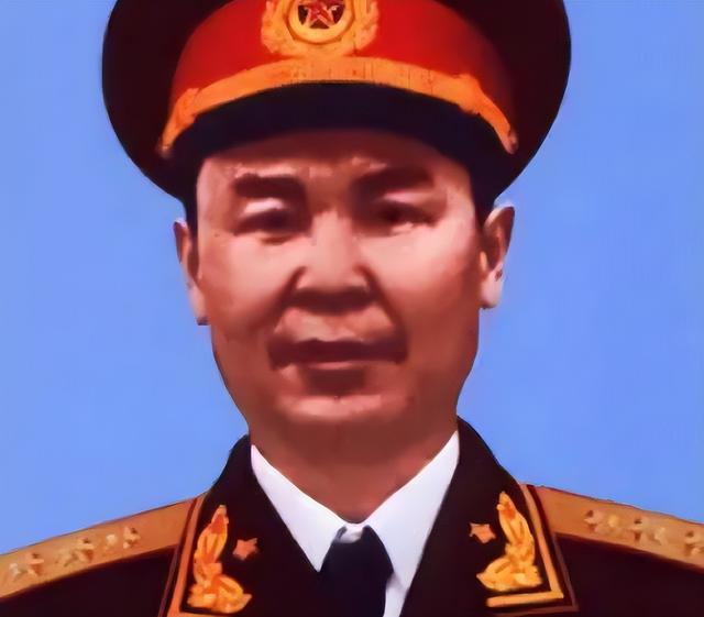 郁钧剑成名的背后：开国上将韦国清的一句话，改变了他的命运