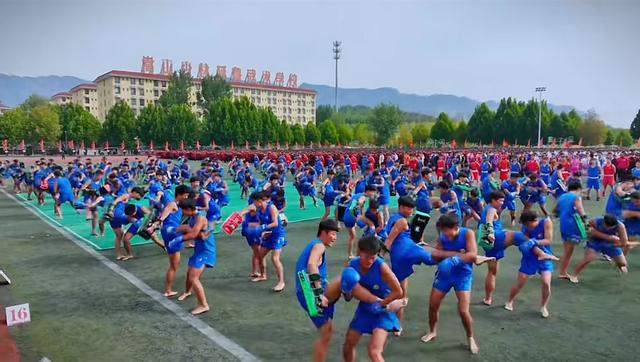 十年前实名举报师父释永信的释延鲁，他现在过得怎样了？