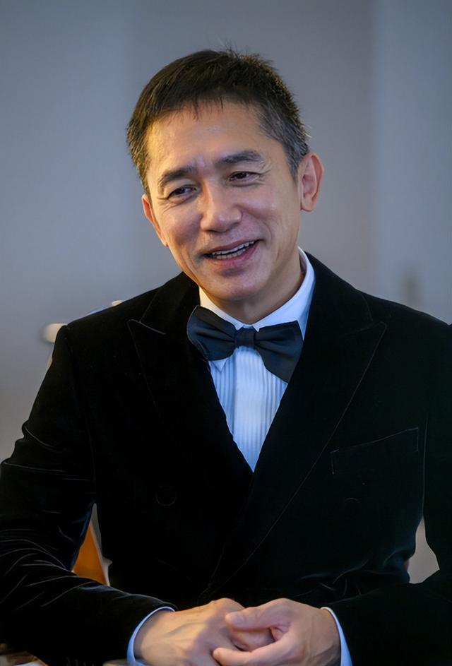 梁朝伟没有撒谎，“不合群”的王一博，才是娱乐圈真正的聪明人