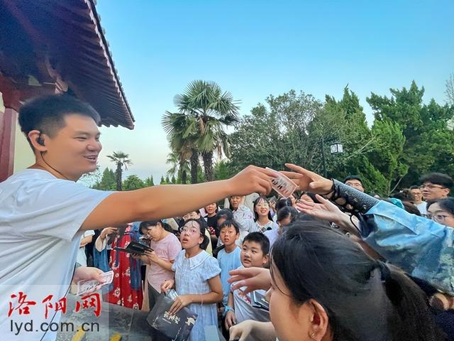 让博物馆不止于看！洛阳沉浸式体验如何“黏”住游客