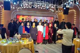 “夕阳红·唐中情”：文艺舞台上的经典传承与情感交融图片