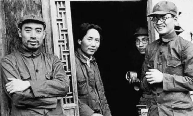 1937年，红军一团长到延安，毛主席疑惑：半年了，怎么也不来看我