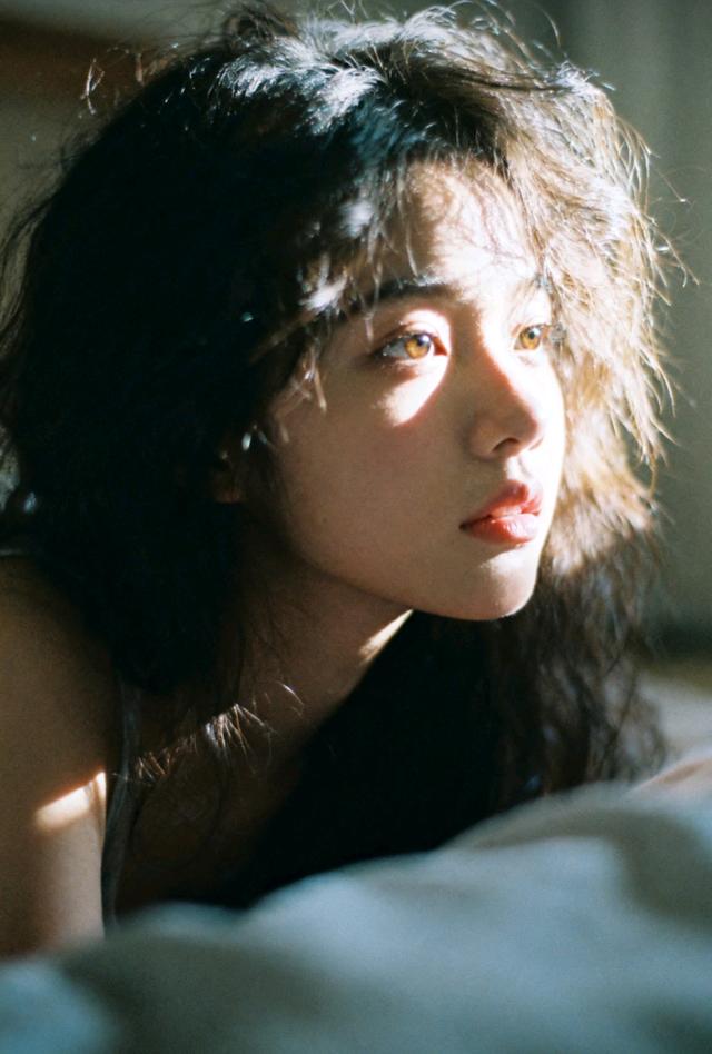 两性晚年新现实：分房睡的夫妻，最后都活成了这两种模样，赞成吗