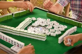 打麻将一直摸不上牌？教你一招，马上改变你的手气图片