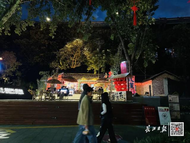 藏不住了！武汉这里大变样，年轻人都爱逛