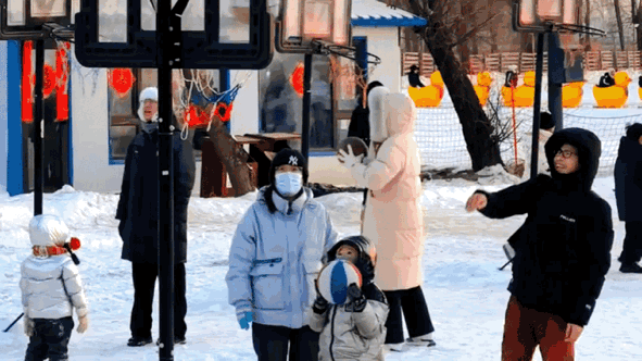 400米长的冰滑梯来了！就在沈阳这里！