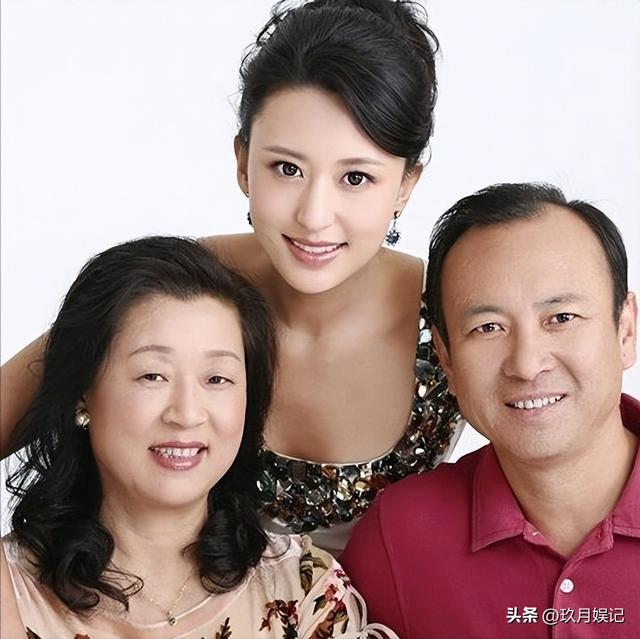 包养4个男人，嫁给70岁富商？央视女主持身上传闻究竟有多离谱？